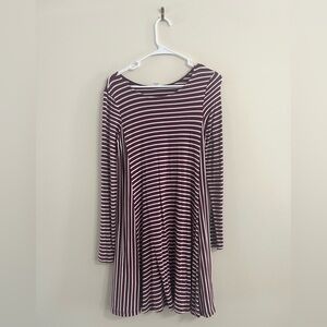 Old Navy Burgundy and White Long Sleeve Dress